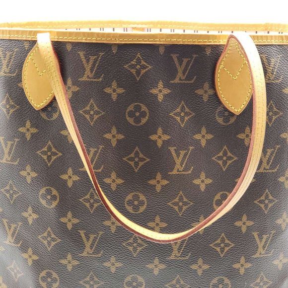 Louis Vuitton Neverfull MM Monogram Tote Bag - Picture 7 of 15